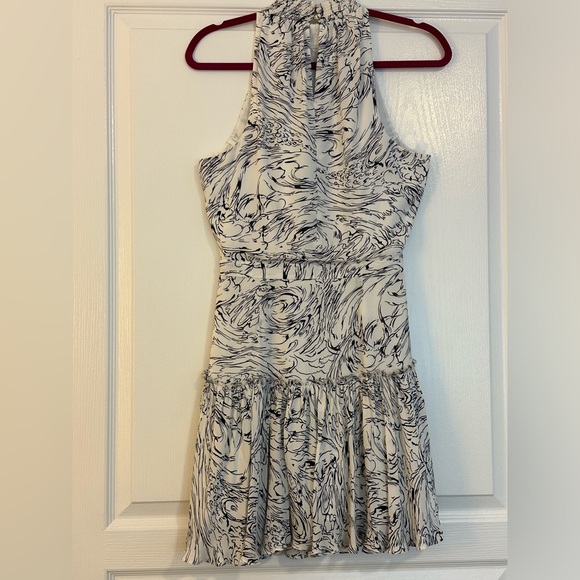 Elizabeth and James Wind Carlita Silk Dress - Picture 6 of 8